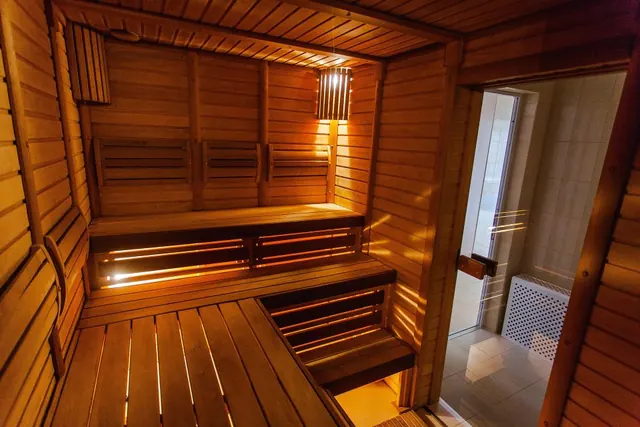 Sauna nedir rehberi için ahşap sauna tasarım örneği